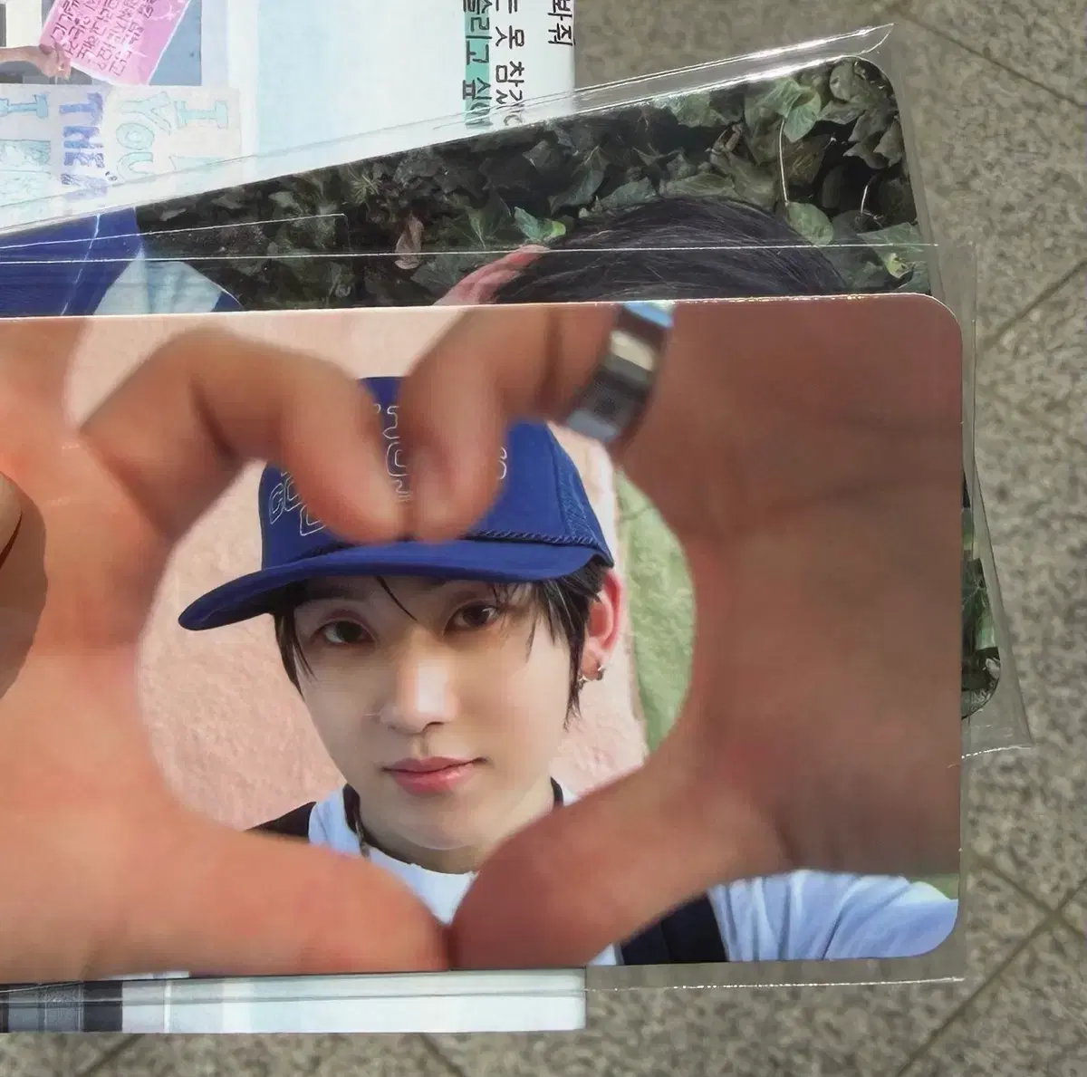 thumbnail-0
